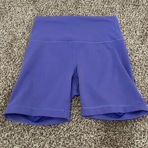 Lululemon Wunder Train High Rise 6” Shorts in Charged Indigo